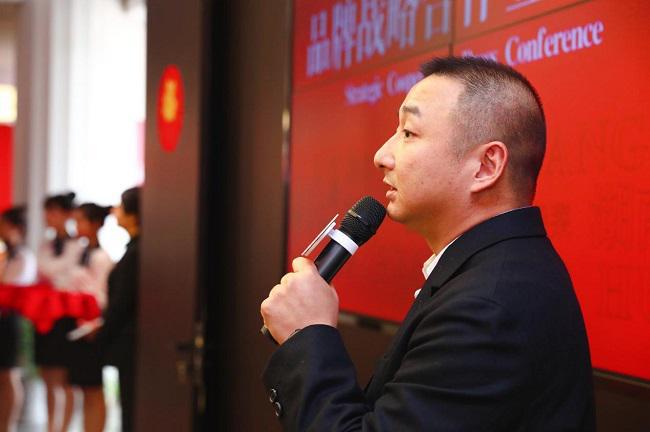 呈湘湖南菜与吴梓赫冲突营销达成品牌战略合作签约仪式!九游会J9(图8) 呈湘湖南菜与吴梓赫冲突营销达成品牌战略合作签约仪式!九游会J9(图8)