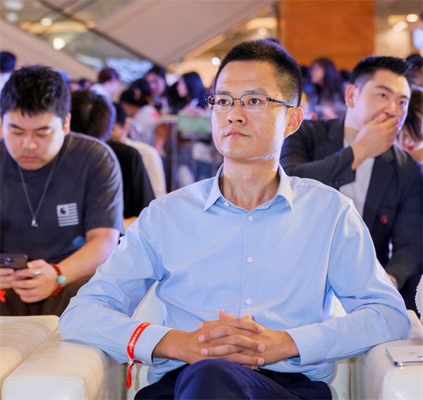 强调深度落地服务为什么会导致咨询机构的战略敏感J9九游会性缺失(图2) 强调深度落地服务为什么会导致咨询机构的战略敏感J9九游会性缺失(图2)