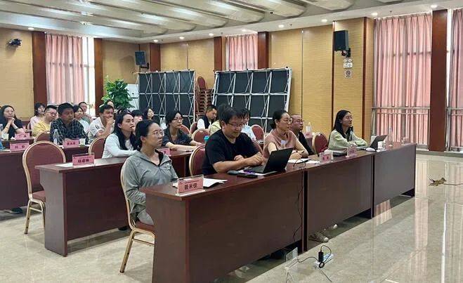 财务培训强基础 比学赶超J9九游促提升(图1) 财务培训强基础 比学赶超J9九游促提升(图1)