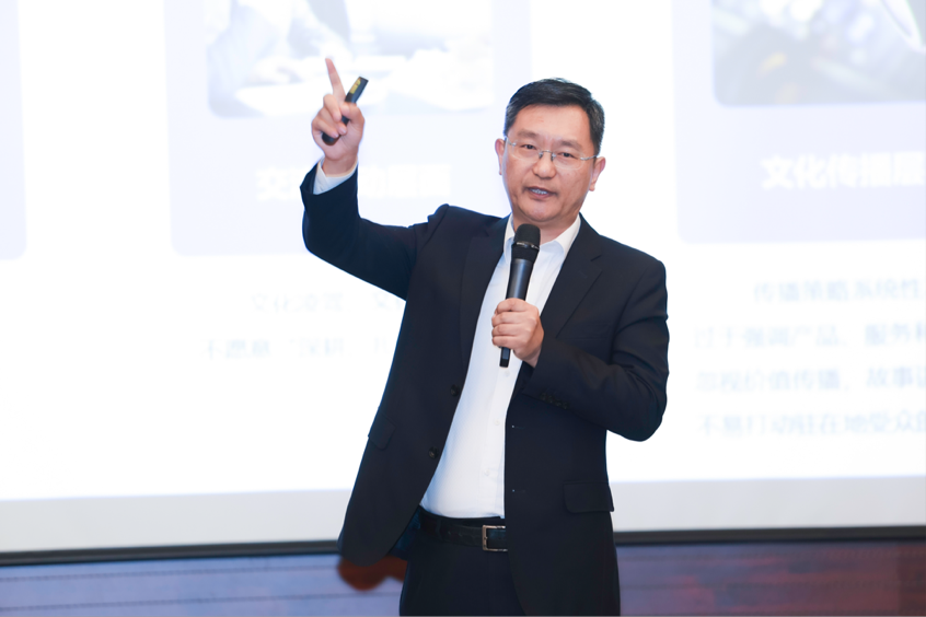 ESG视角下的品牌出海与企业进化论坛 在沪成功举办J9九游(图6) ESG视角下的品牌出海与企业进化论坛 在沪成功举办J9九游(图6)