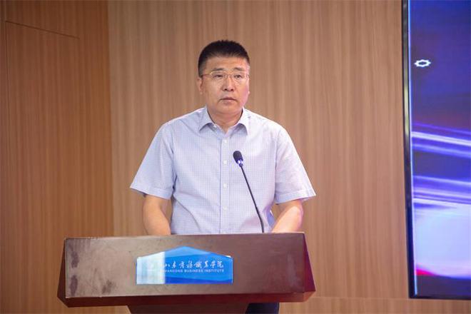 j9九游“中国铜业杯”海外企业属地班组长综合管理技能竞赛培训活动(烟台基地)在山东商务职业学院开班(图2) j9九游“中国铜业杯”海外企业属地班组长综合管理技能竞赛培训活动(烟台基地)在山东商务职业学院开班(图2)