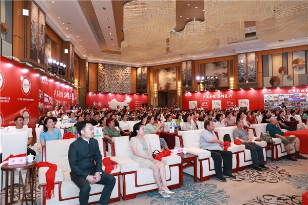 j9九游牧草莉丝丹洗~洗头吧连锁举办品牌盛会(图2) j9九游牧草莉丝丹洗~洗头吧连锁举办品牌盛会(图2)